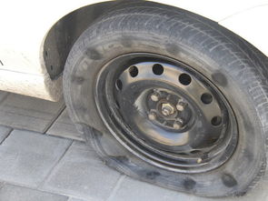 大众汽车轮胎爆胎多少钱(大众汽车轮胎爆胎维修费用解析)