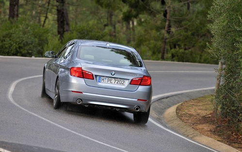 汽车补漆一小块多少时间(汽车补漆，一小块需要多长时间？