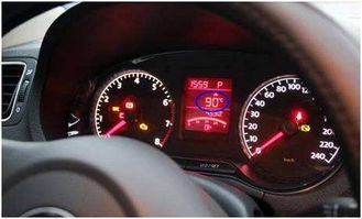 汽车开十公里水温多少度(汽车开十公里水温解析，从启动到稳定状态的演变)