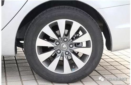 4s店汽车轮胎多少钱(揭秘，4S店汽车轮胎的价格究竟多少？