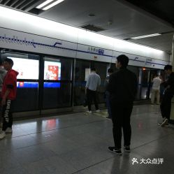 成都汽车站至三亚多少钱(成都汽车站至三亚的交通费用详解)