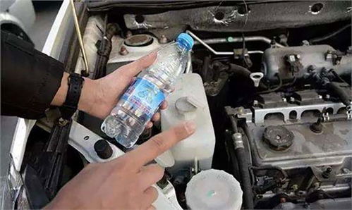 一辆汽车会加多少防冻液(汽车防冻液添加量详解，一辆汽车究竟需要加多少防冻液？