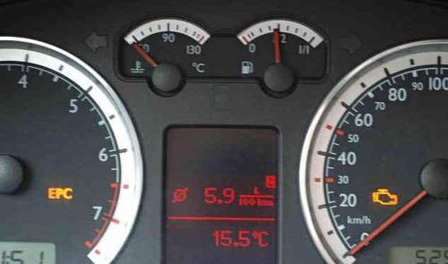 汽车一般是多少一公里油(汽车油耗，一公里耗油多少？