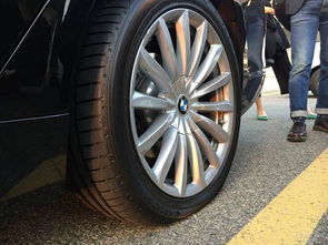 汽车轮胎气压多少正低常(汽车轮胎气压的正常范围及其影响)