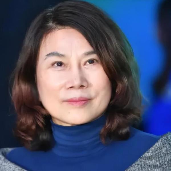 董明珠回应开除孟羽童:她犯了大错(董明珠回应开除孟羽童,她犯了大错) 董明珠回应开除孟羽童:她犯了大错(董明珠回应开除孟羽童,她犯了大错)