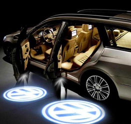 汽车装两个小灯多少钱啊(汽车装两个小灯的价格解析)