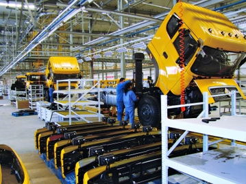 汽车厂家一天造多少车子(汽车厂家一天能造多少车子?揭秘生产线上的速度与效率) 汽车厂家一天造多少车子(汽车厂家一天能造多少车子?揭秘生产线上的速度与效率)