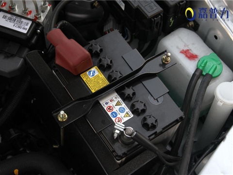 汽车换一个旧电瓶多少钱(汽车换一个旧电瓶需要多少钱?全面解析电瓶更换成本与因素) 汽车换一个旧电瓶多少钱(汽车换一个旧电瓶需要多少钱?全面解析电瓶更换成本与因素)