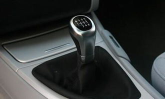 手动挡汽车换2挡多少钱(手动挡汽车更换二档的价格分析)
