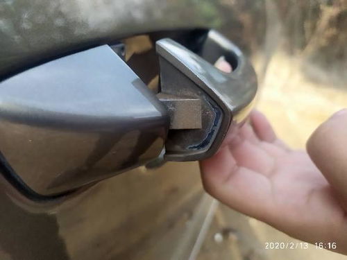 汽车门把手能拉多少次(汽车门把手能拉多少次)