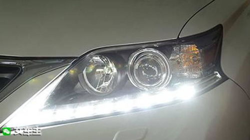 汽车前灯的小灯多少钱(汽车前灯小灯价格解析，了解成本、市场与更换的重要性)
