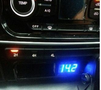 汽车显示屏一般多少伏的(汽车显示屏的电压规格,深入了解汽车电压系统) 汽车显示屏一般多少伏的(汽车显示屏的电压规格,深入了解汽车电压系统)