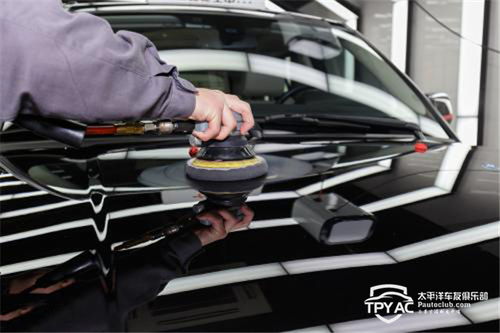 打一下汽车的油漆多少钱(汽车油漆修补费用解析，了解打一下汽车油漆多少钱)