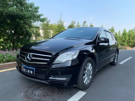 二手纯电汽车奔驰多少钱(二手纯电汽车奔驰价格解析)