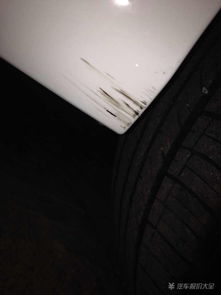 汽车塑料漆要补吗多少钱(汽车塑料漆损伤修复，补漆成本与决策考量)