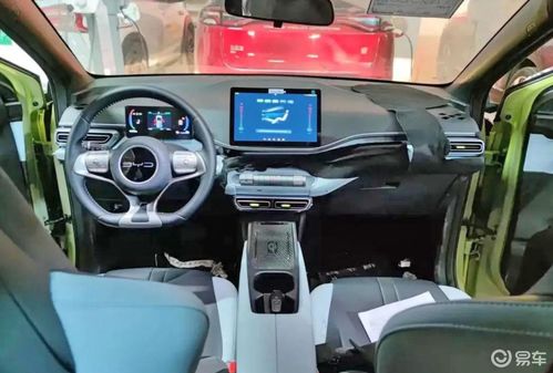 小汽车内饰运动版多少钱(小汽车内饰运动版的价格及其吸引力探讨)