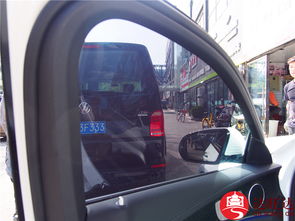 汽车显示屏换膜要多少钱(汽车显示屏换膜费用详解，价格因素与选择考量)