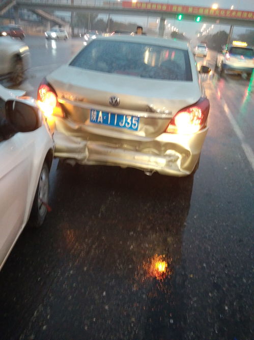 追尾汽车一般要多少钱修(追尾汽车修理费用解析，维修成本究竟是多少？