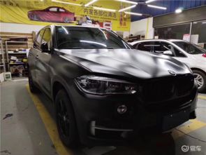 汽车改装成黑色多少钱啊(汽车改装黑色，成本与考量)