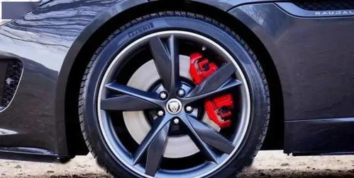一辆汽车4个车胎多少钱(一辆汽车的四个车胎，价格与多重因素考量)