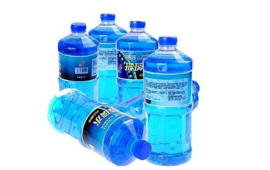 冬季汽车玻璃水用多少度(冬季汽车玻璃水的选用，多少度最合适？