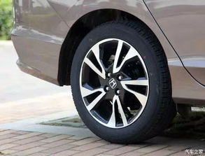 汽车轮胎加胎压多少钱(汽车轮胎加胎压的费用解析)