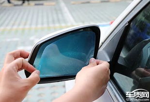 汽车灯光刺眼贴膜多少钱(汽车灯光刺眼问题解决方案，灯光贴膜的价格及其影响)