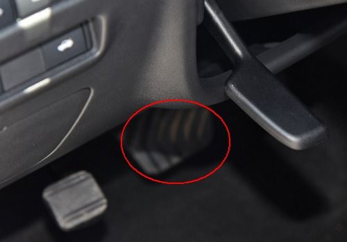 汽车一档的怠速是多少转(汽车一档的怠速转速是多少转？一篇文章解读)