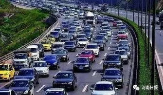 汽车站有多少人坐车上班(汽车站的人流，多少人坐车上班？