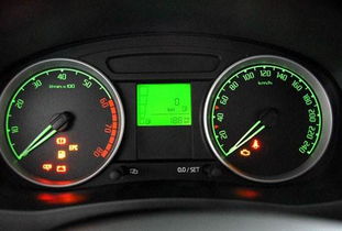 汽车灯泡多少千瓦合适啊(汽车灯泡功率选择的重要性及其合适千瓦数探讨) 汽车灯泡多少千瓦合适啊(汽车灯泡功率选择的重要性及其合适千瓦数探讨)