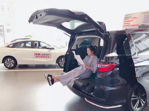 汽车4s店换玻璃多少钱(汽车4S店换玻璃的价格解析)