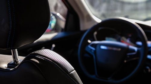 汽车中控一般用多少电的(汽车中控一般用多少电的探究)