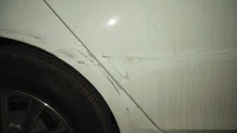 汽车喷漆一共多少元一次(汽车喷漆价格详解，一次多少钱？