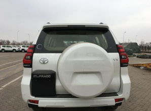 汽车脚边改造多少钱一个(汽车脚边改造费用详解，价格因素与改造价值)