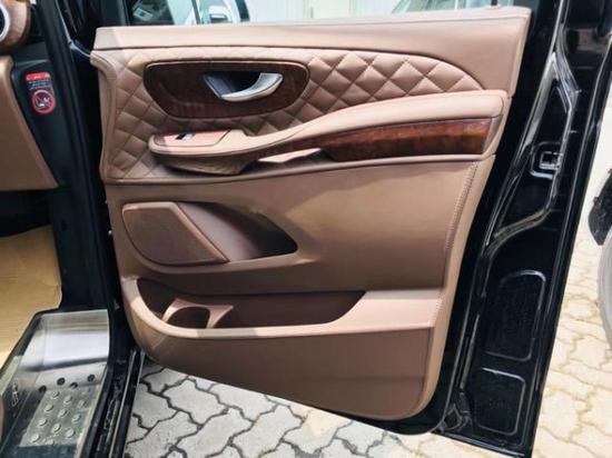 三厢汽车改成床车多少钱(三厢汽车改成床车需要多少钱？全面解析改装费用)