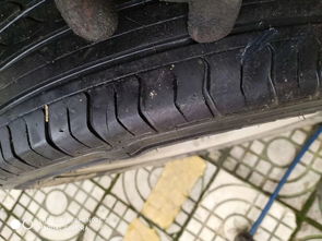 修复汽车轮胎鼓包多少钱(汽车轮胎鼓包的修复费用解析)