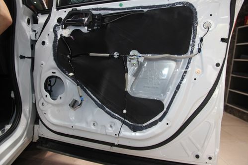 汽车隔音贴条多少钱一米(汽车隔音贴条价格解析，多少钱一米？