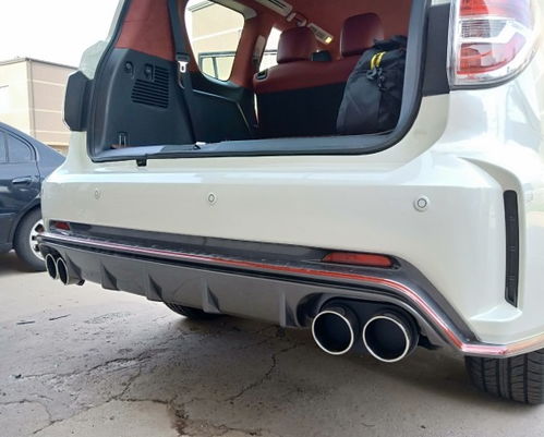 汽车改装师傅一天多少钱(汽车改装师傅的薪资水平探究,一天能赚多少钱? 汽车改装师傅一天多少钱(汽车改装师傅的薪资水平探究,一天能赚多少钱?