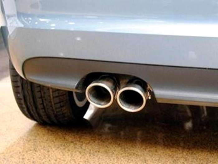 汽车排气管好换吗多少钱(汽车排气管更换指南，了解更换排气管的难易程度和费用)