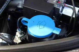 小汽车玻璃水箱加多少水(小汽车玻璃水箱加水指南) 小汽车玻璃水箱加多少水(小汽车玻璃水箱加水指南)