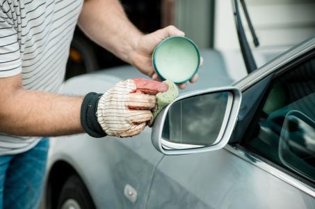 汽车上的抛光多少钱一米(汽车抛光价格详解，多少钱一米？