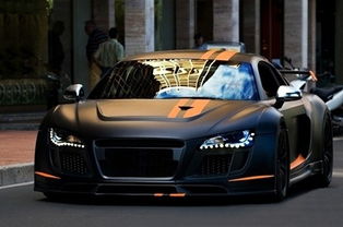 汽车贴膜深色多少钱一次(汽车贴膜深度解析，价格、功能及选择建议)