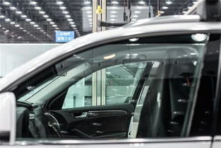 汽车加油贴膜多少钱一次(汽车加油与贴膜费用解析，多少钱一次？