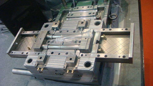 山西汽车塑料模具多少钱(山西汽车塑料模具价格解析)