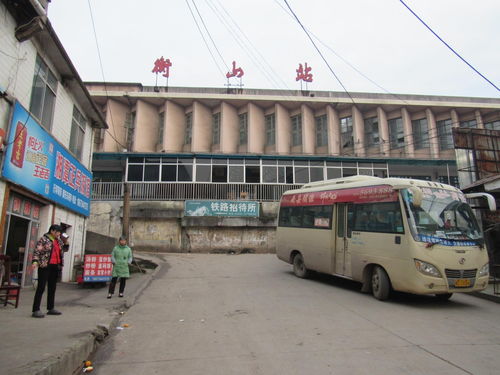 綦江到万州汽车站多少钱(綦江到万州汽车站的价格及旅行指南)