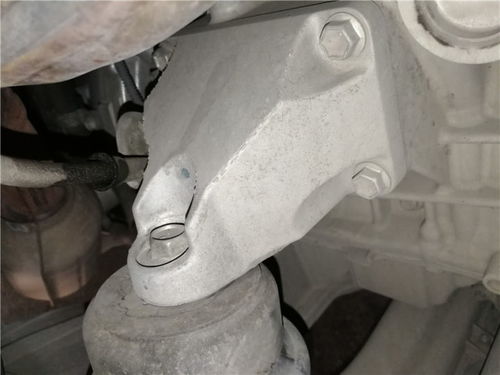 汽车换排烟管多少钱一个(汽车换排烟管费用解析，多少钱一个？