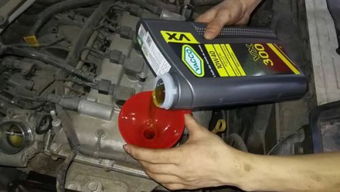 一个汽车能加多少升机油(汽车机油容量与加注量详解，一个汽车能加多少升机油？