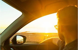 汽车前档太阳膜要多少钱(汽车前档太阳膜价格解析，费用、品质与市场选择)