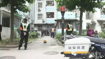有人高空撒1000万现金?警方回应(有人高空撒下千万现金？警方回应背后的真相与法律责任)