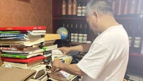 高考钉子户梁实:2个月前才开始看书(高考钉子户梁实，两个月前的奋斗与坚持，重新找回学习的初心)